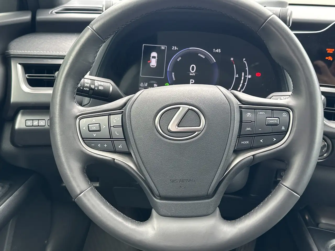 Lexus UX снимка Lexus UX