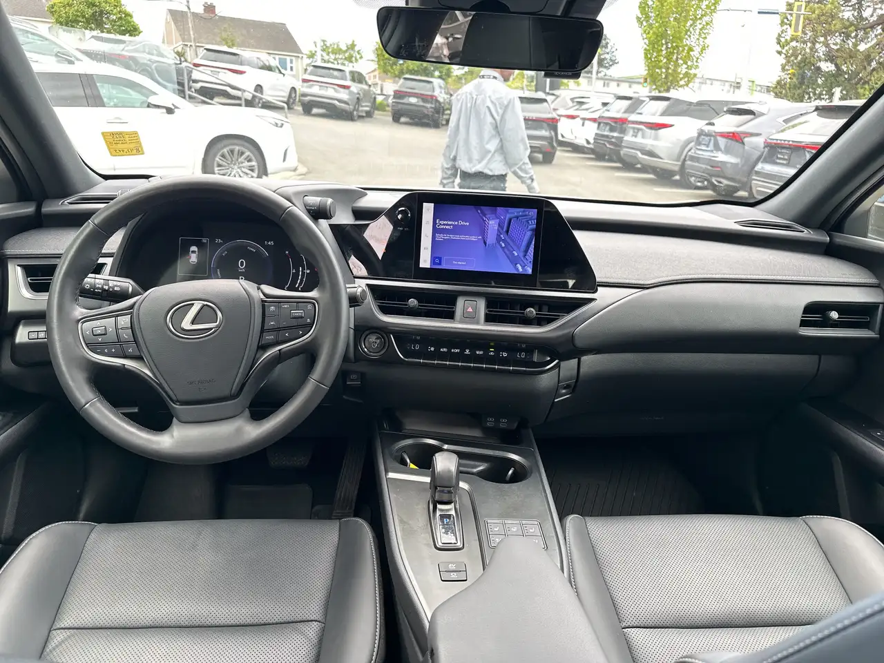 Lexus UX снимка Lexus UX