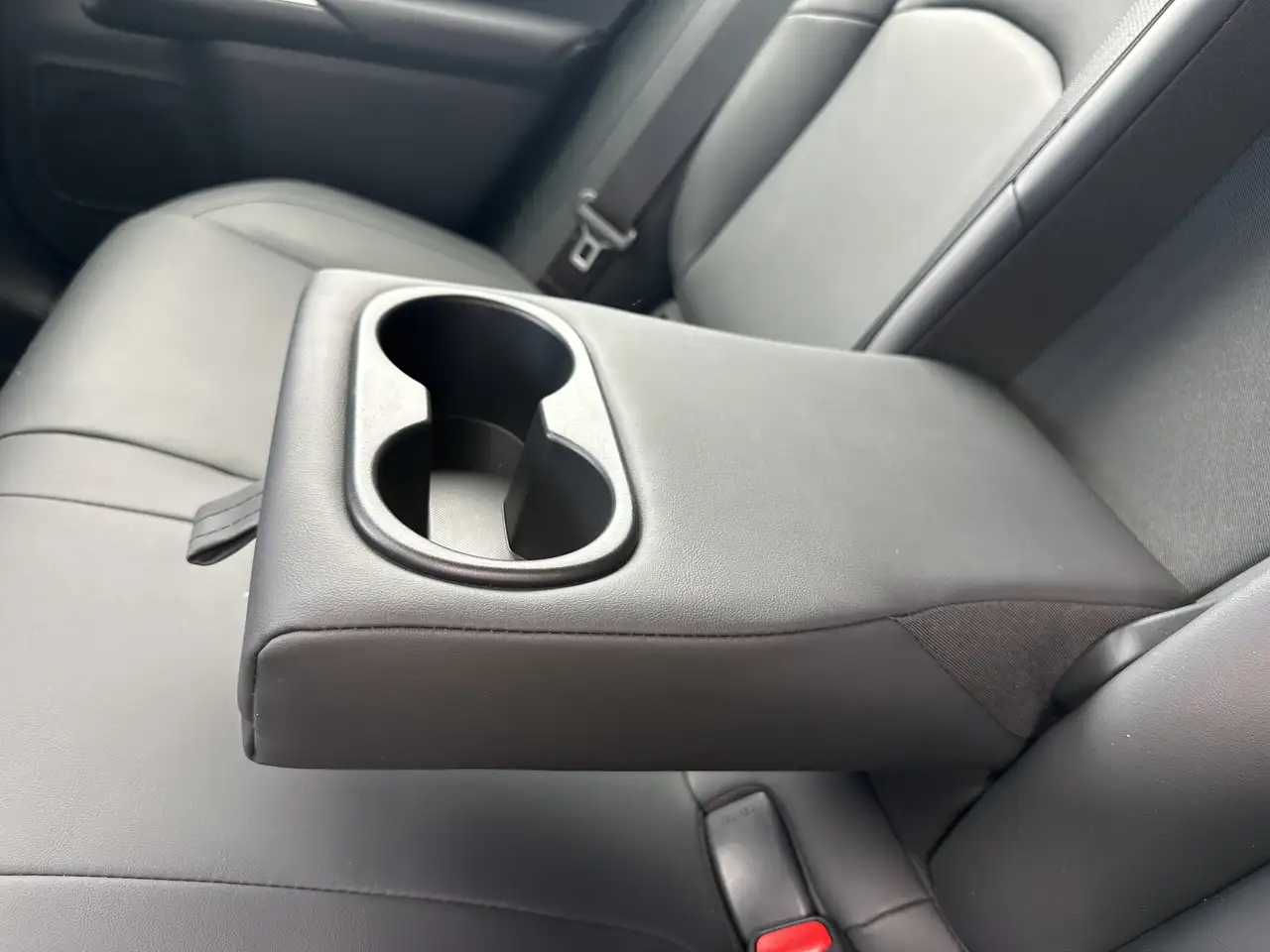 Lexus UX снимка Lexus UX