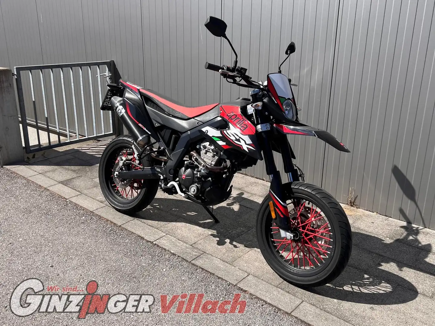 Aprilia SX 125 Rood - 1