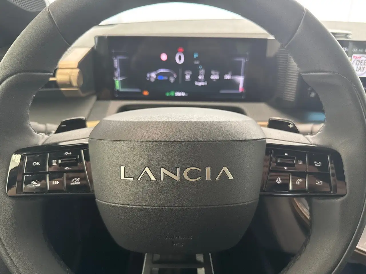 Lancia Ypsilon 2024 — фото 15