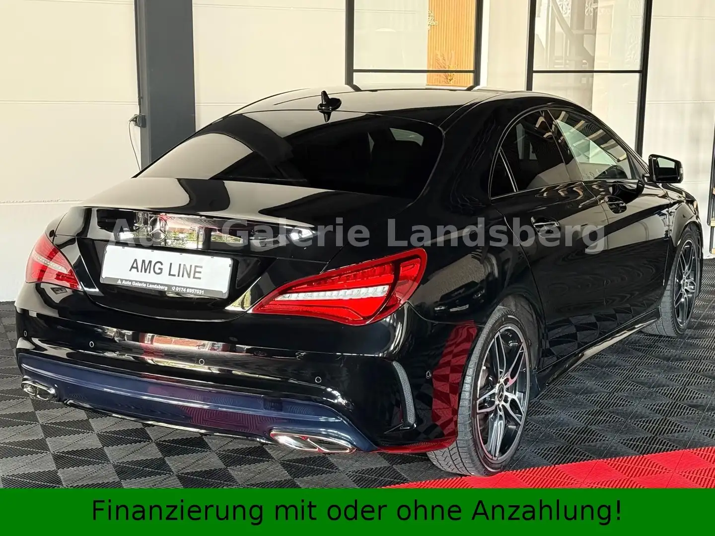 Mercedes-Benz CLA 180 Coupe*Edition*AMG Line*LED*Navi*Leder* Zwart - 2