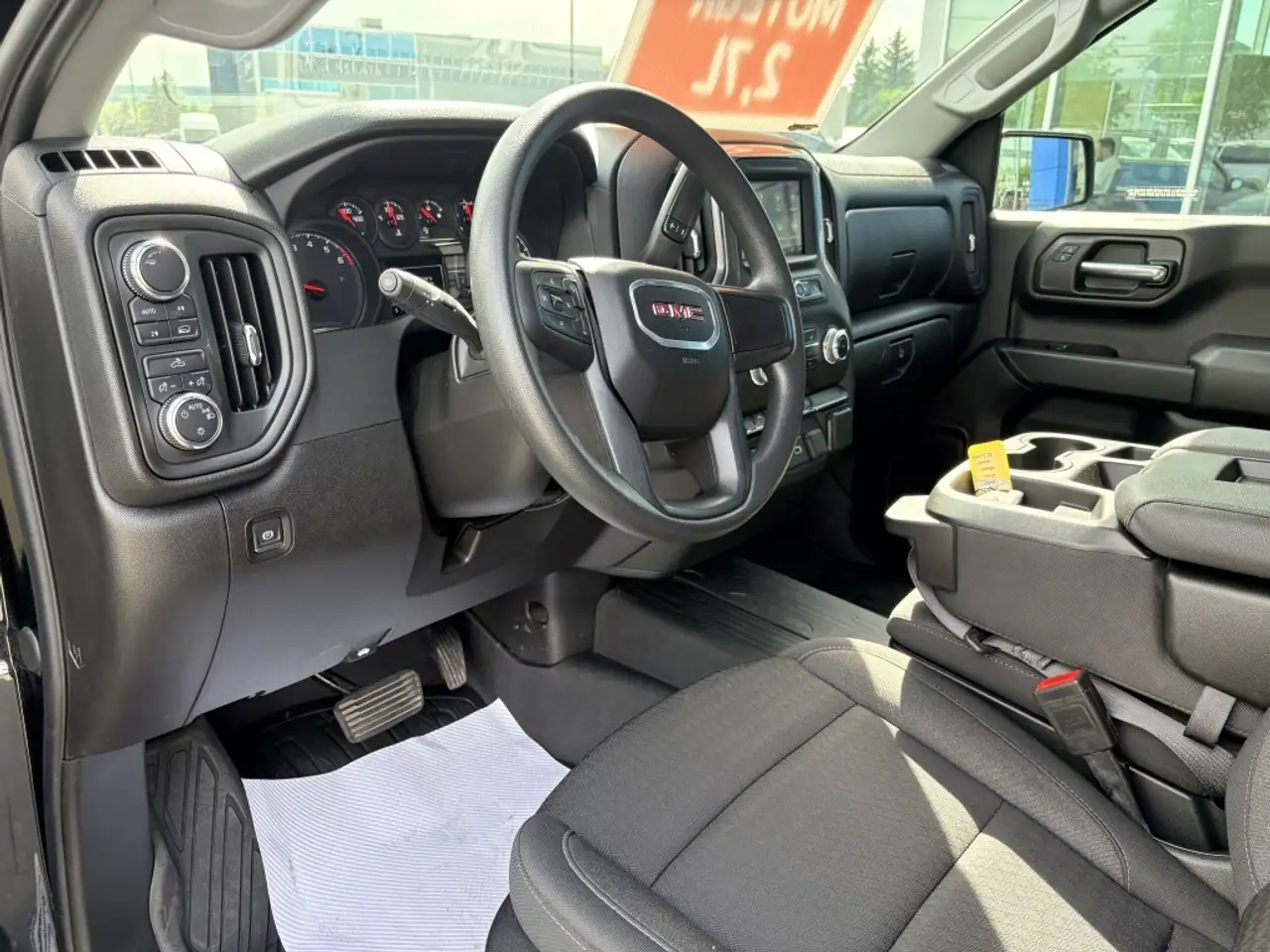 GMC Sierra 1500 photo GMC Sierra 1500