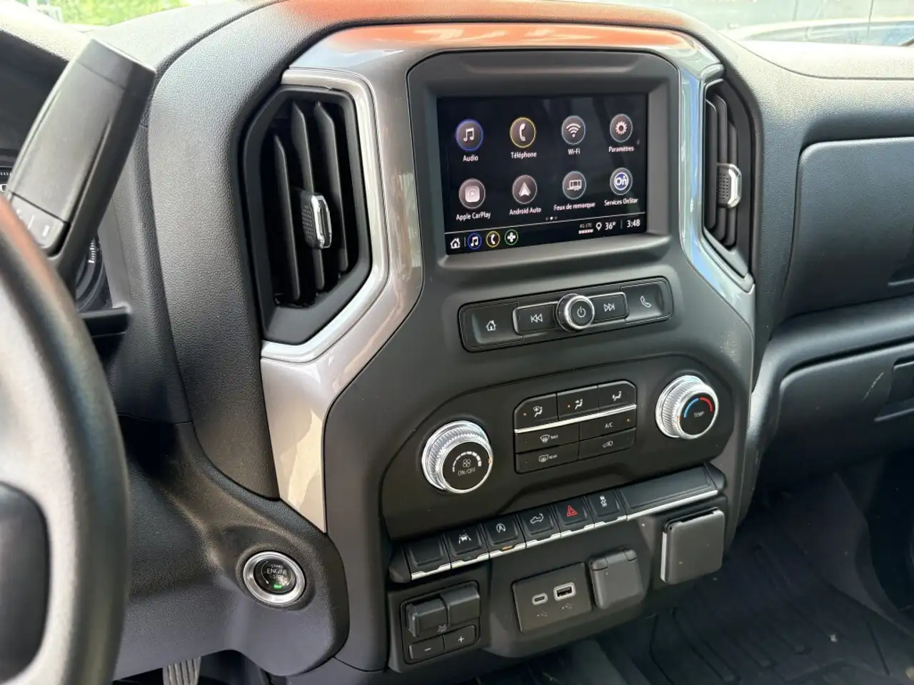 GMC Sierra 1500 photo GMC Sierra 1500