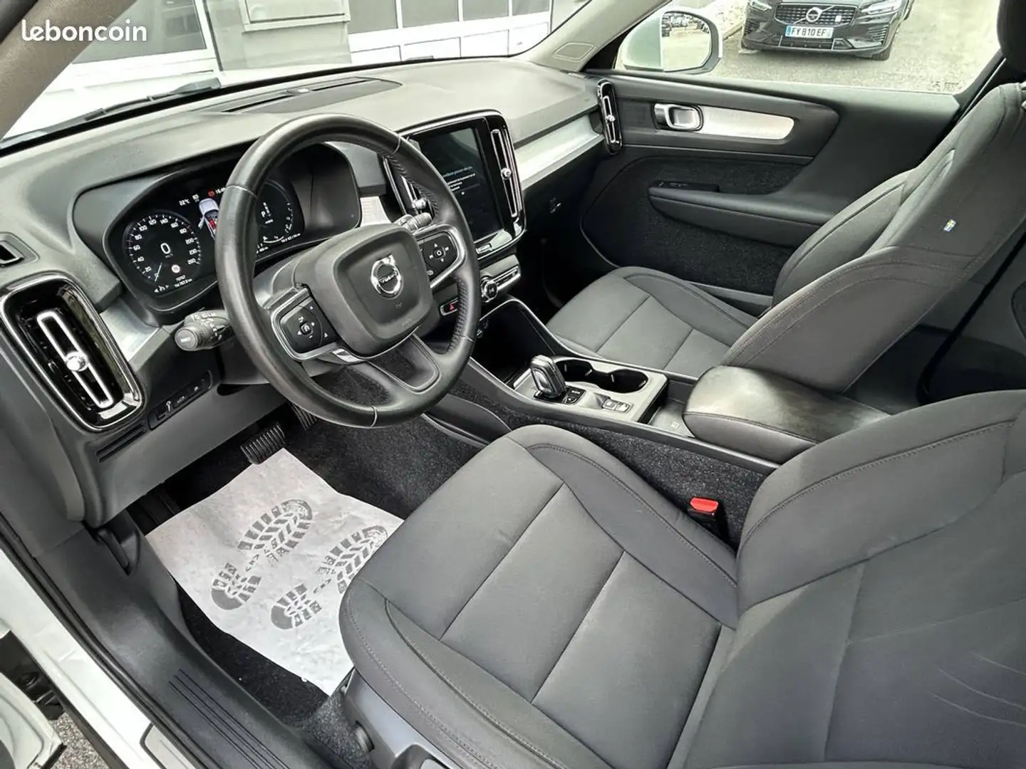 Volvo XC40 T5 Recharge 180%2B82 ch DCT7 Business Blanc - 2