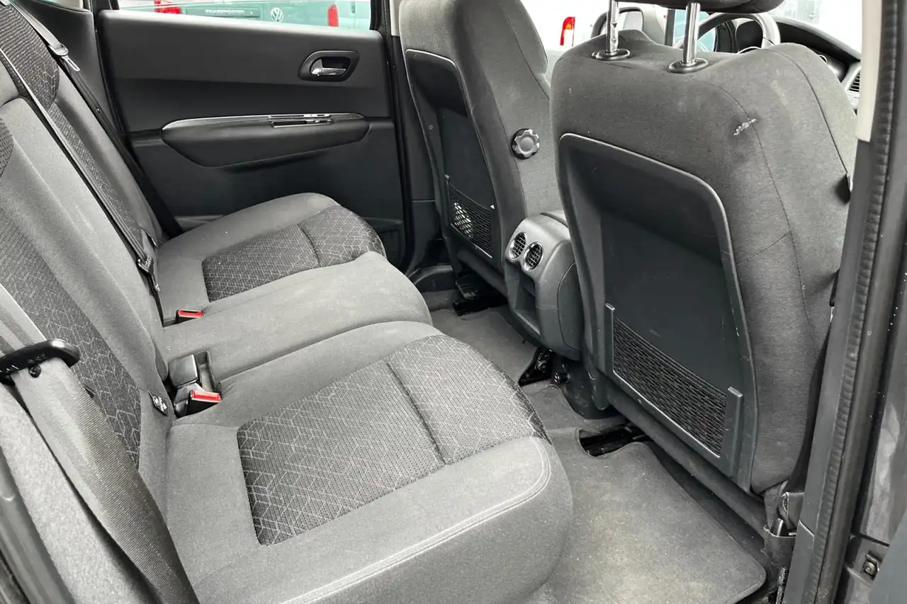 Peugeot 3008 3008 — photo 16
