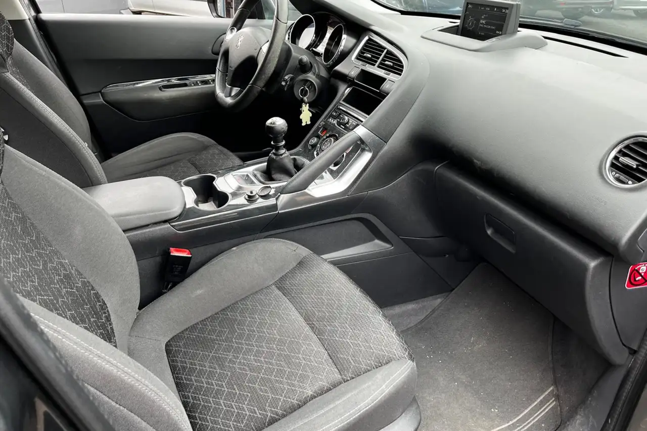 Peugeot 3008 3008 — photo 17