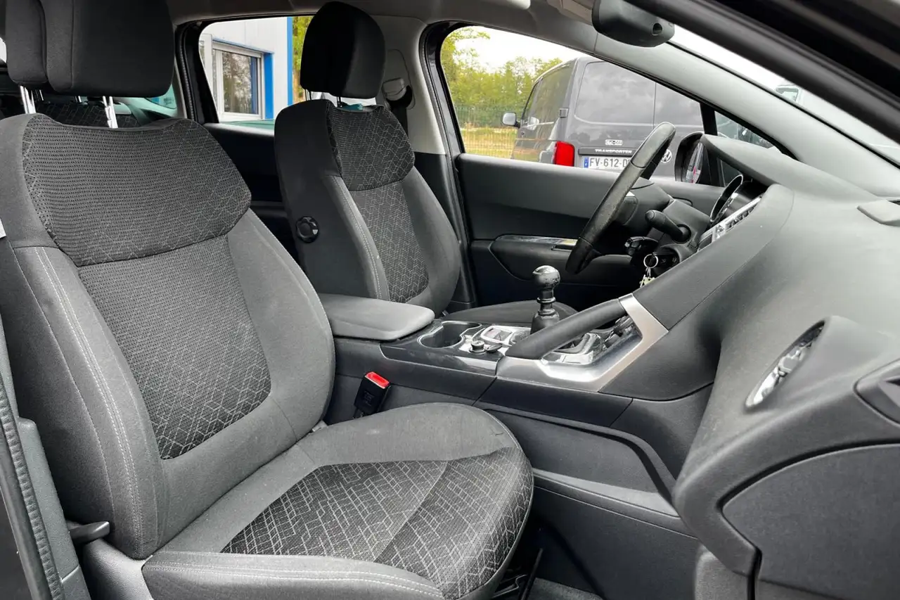 Peugeot 3008 3008 — photo 18