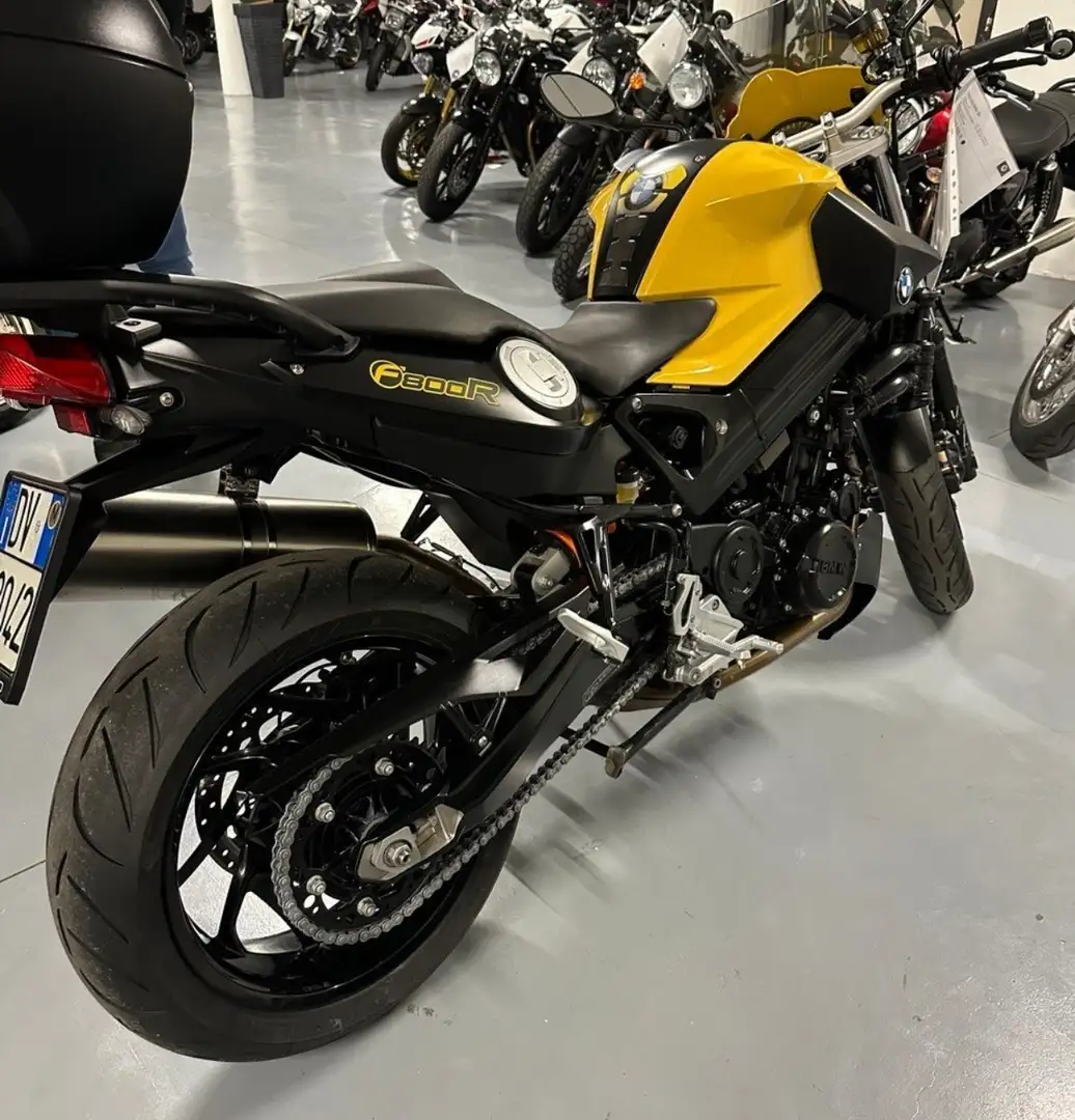BMW F 800 R Giallo - 2