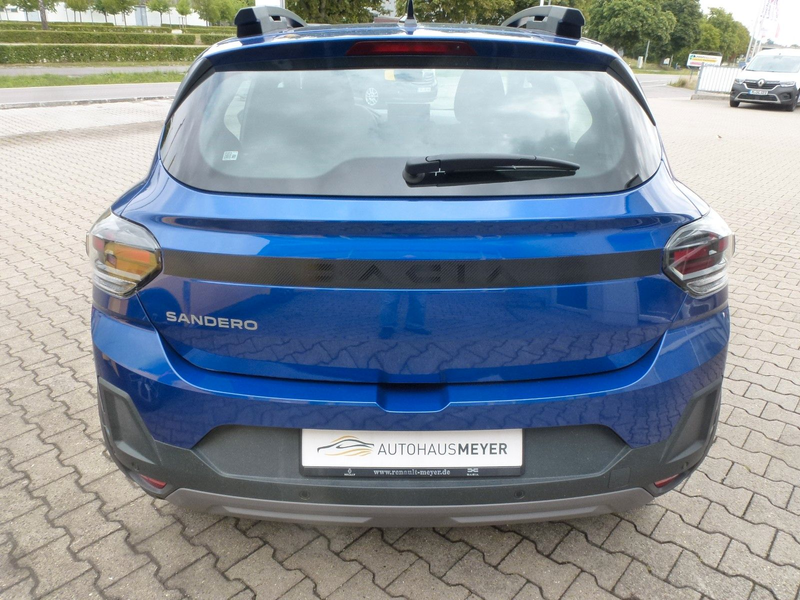 Dacia Sandero Stepway Extreme Eco-G 120 Automatic — photo 6