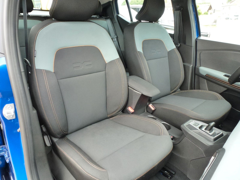 Dacia Sandero Stepway Extreme Eco-G 120 Automatic — photo 12