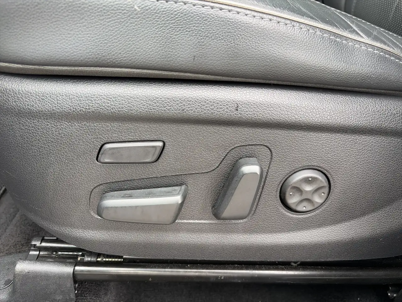 Hyundai SANTA FE снимка Hyundai SANTA FE