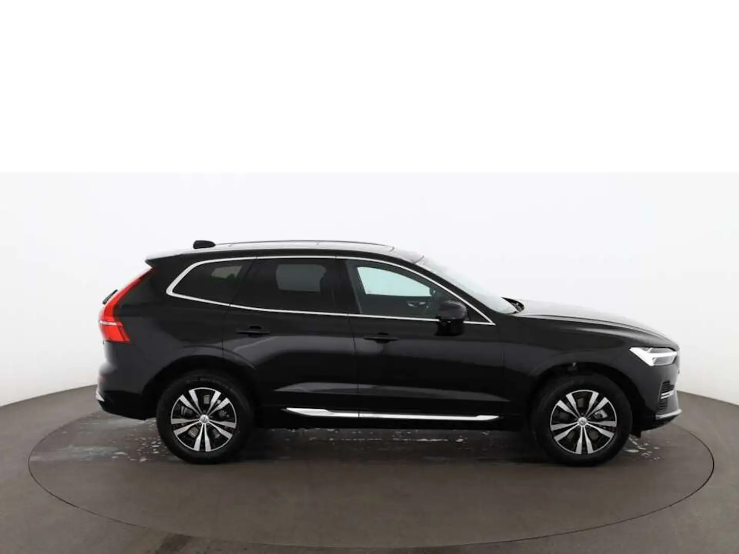 Volvo XC60 T6 Core PHEV AWD Aut LED SKY RADAR NAV R-CAM Czarny - 2