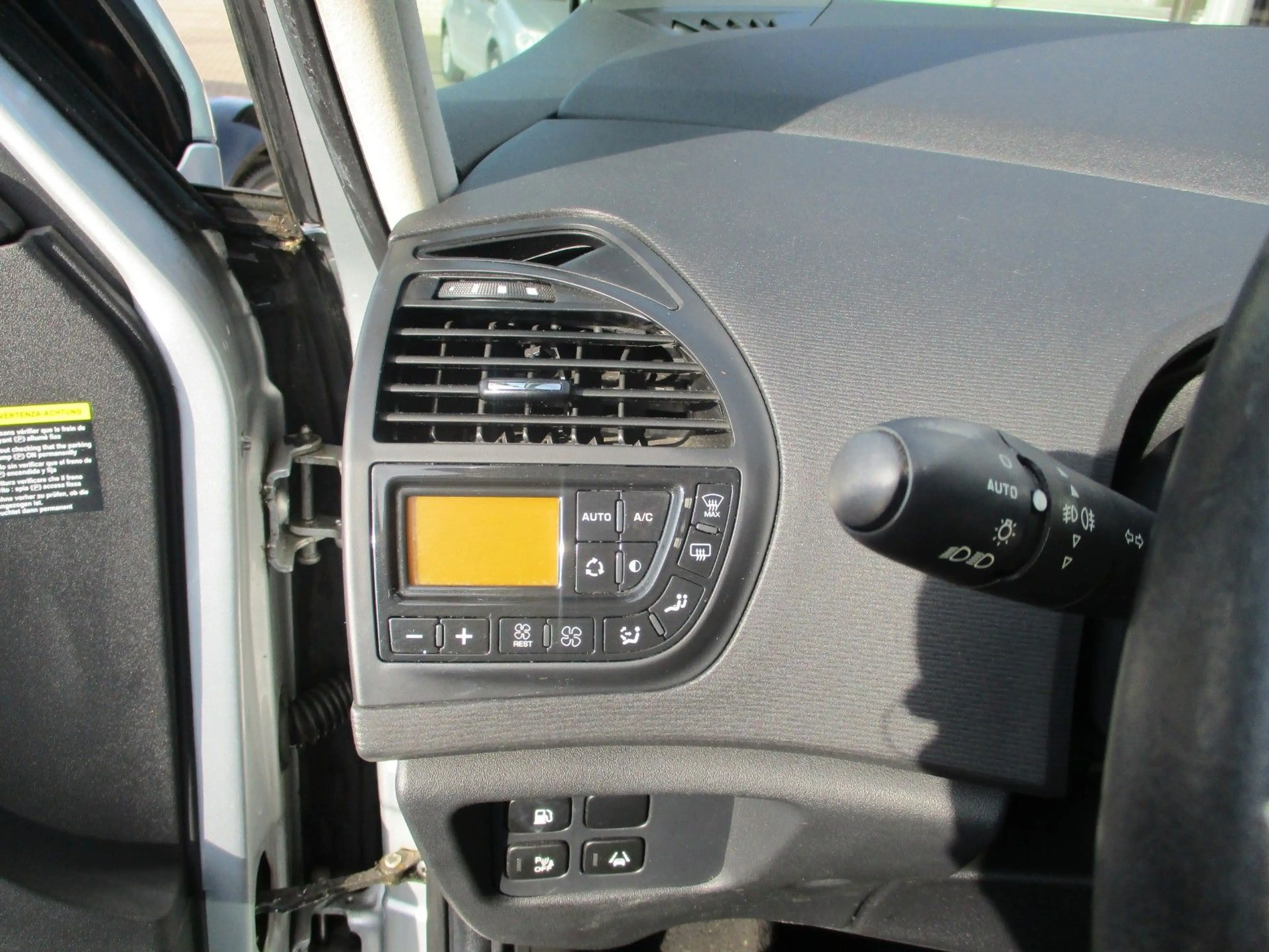 Citroen C4 Picasso Exclusive+Panoramafrontscheibe — photo 14