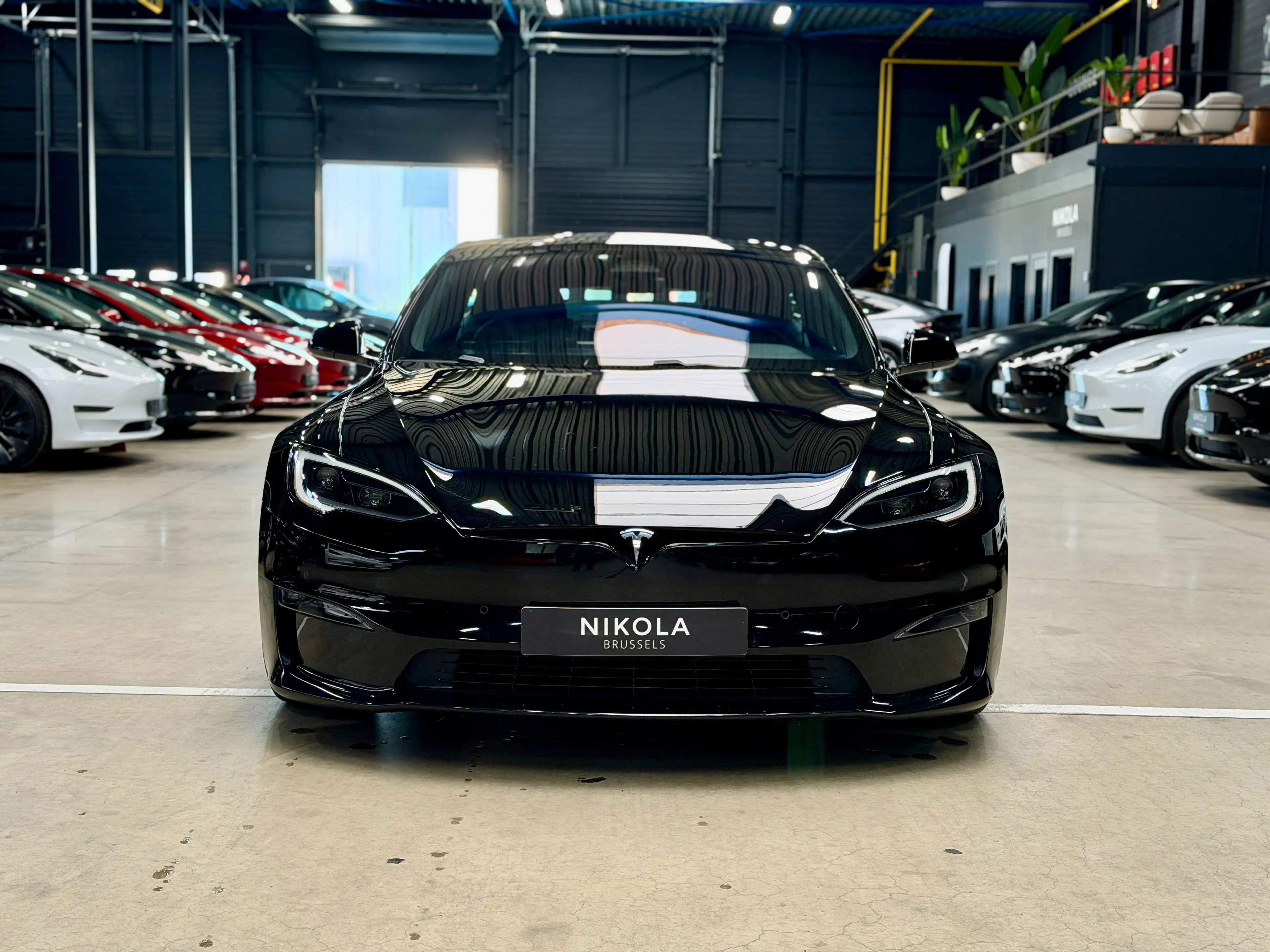 Tesla Model S LONG RANGE - 23 - FULL SELF DRIVE - FULL BLACK — photo 2