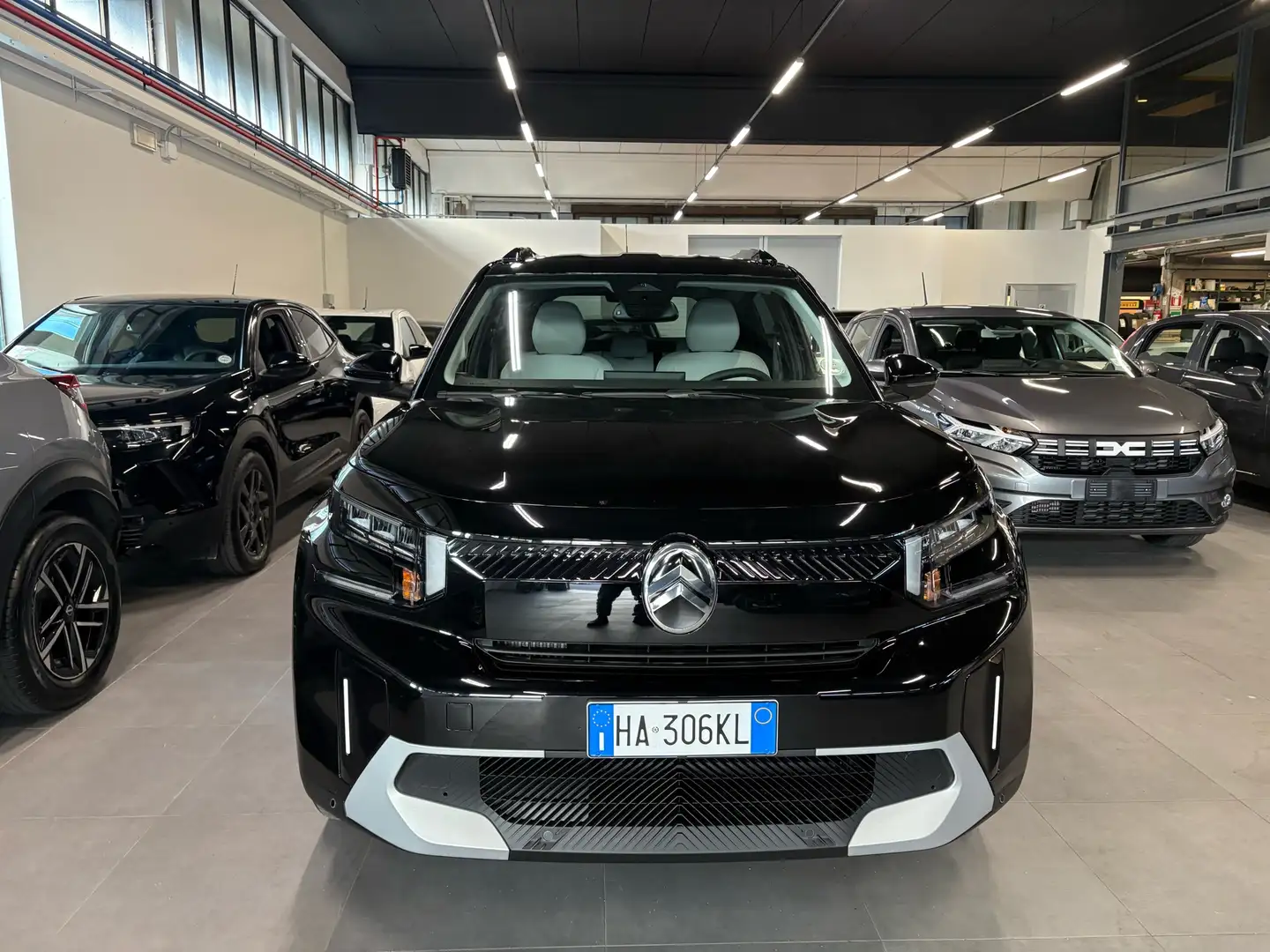 Citroen C3 Aircross 1.2 hybrid Max 145cv edcs6 Nero - 2