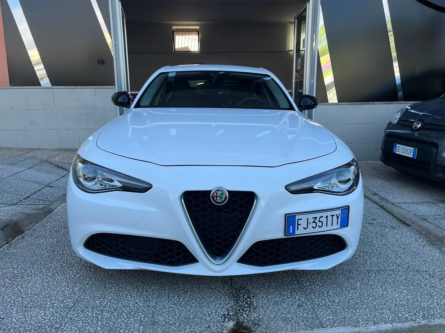 Alfa Romeo Giulia Giulia 2017 2.2 t Super 150cv auto Blanc - 2