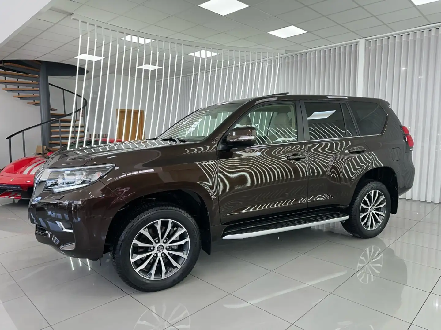 Toyota Land Cruiser D-4D VXL Aut. Brun - 2