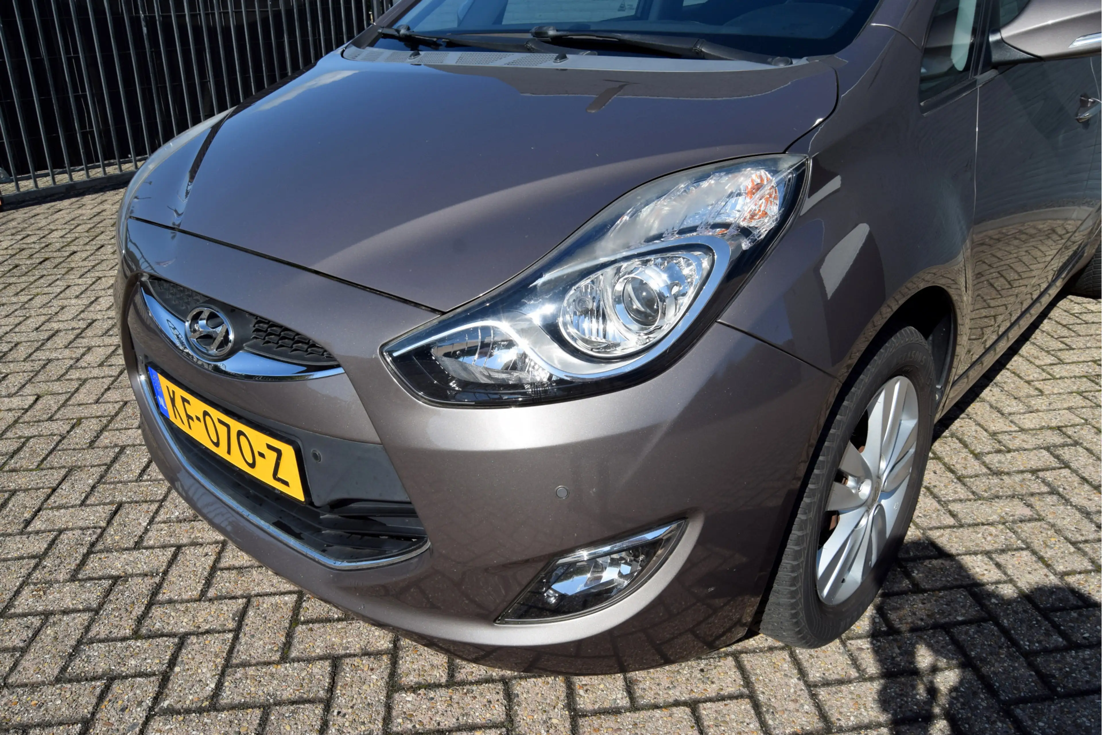 Hyundai iX20 1.4i i-Motion Climate Cruise Navi — photo 4