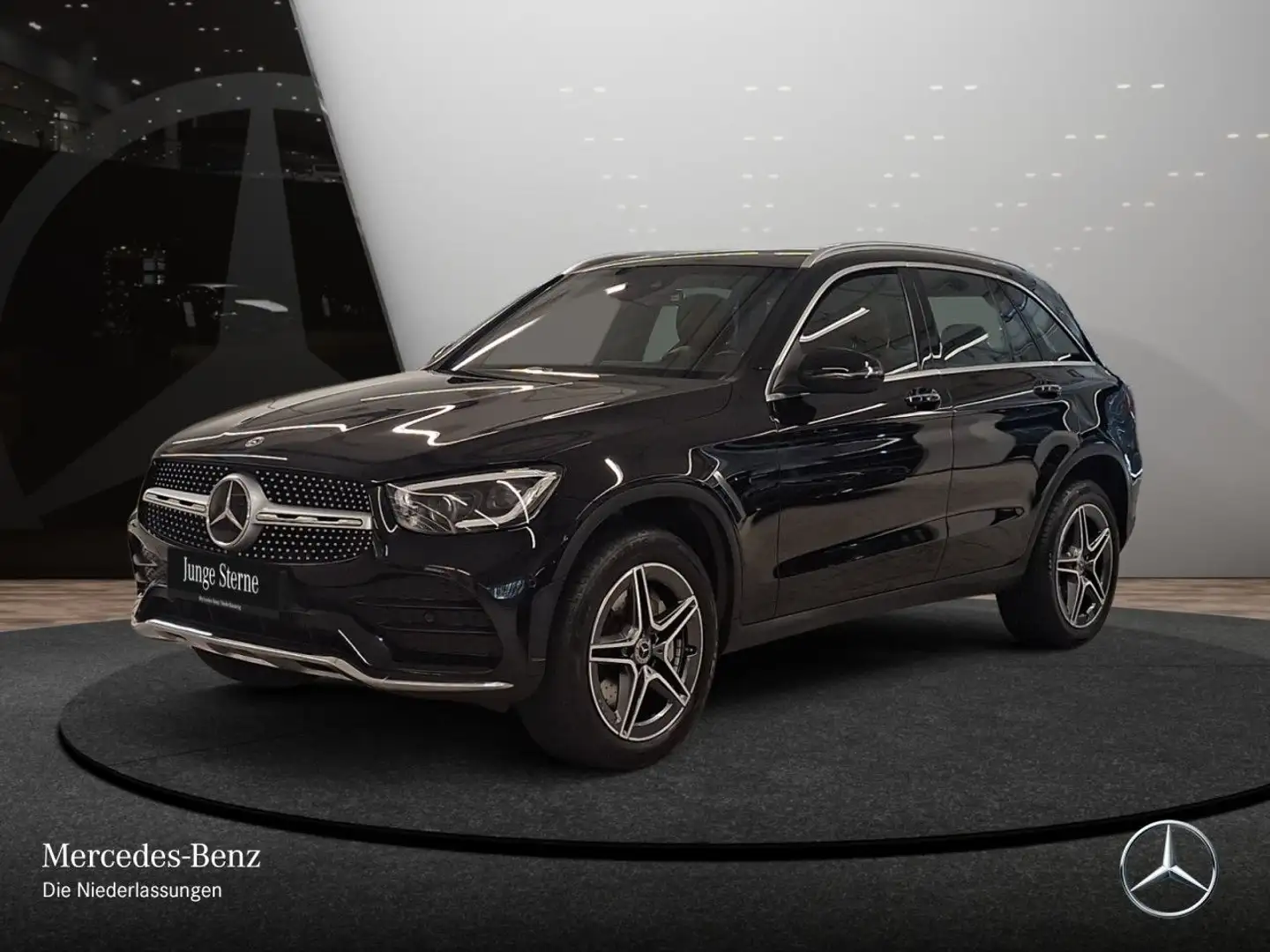 Mercedes-Benz GLC 300 e 4M AMG+PANO+AHK+MULTIBEAM+FAHRASS+KAMERA Schwarz - 2