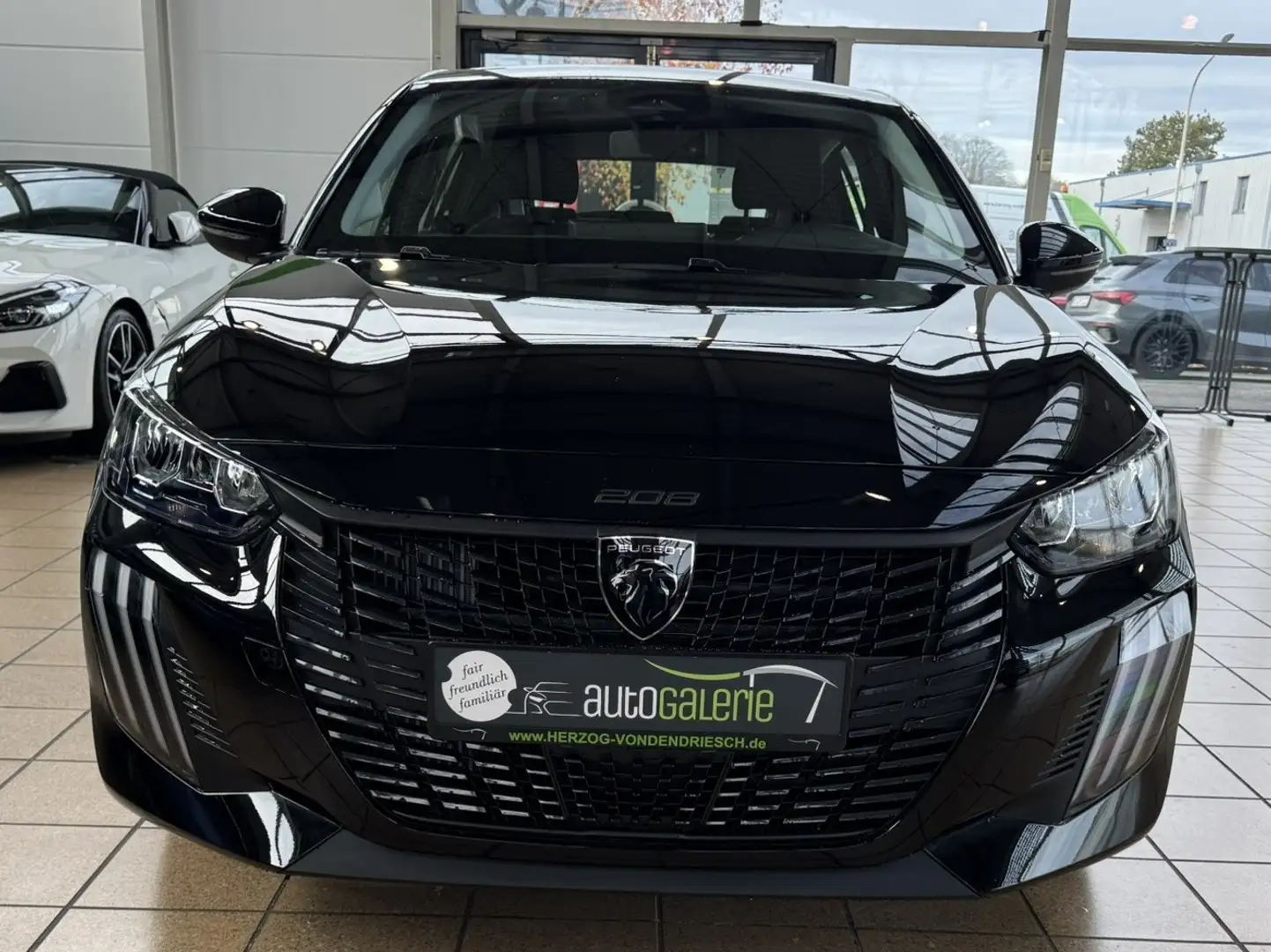 Peugeot 208 208 Benzin 100 Style - 2