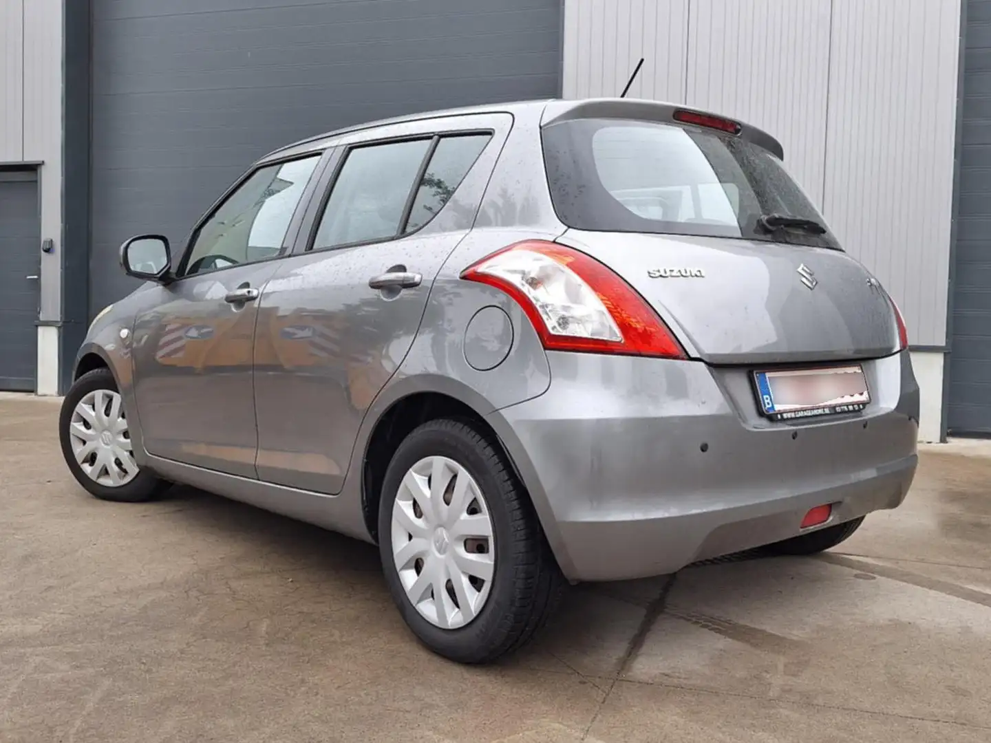 Suzuki Swift Swift 1.2 Comfort Gris - 2
