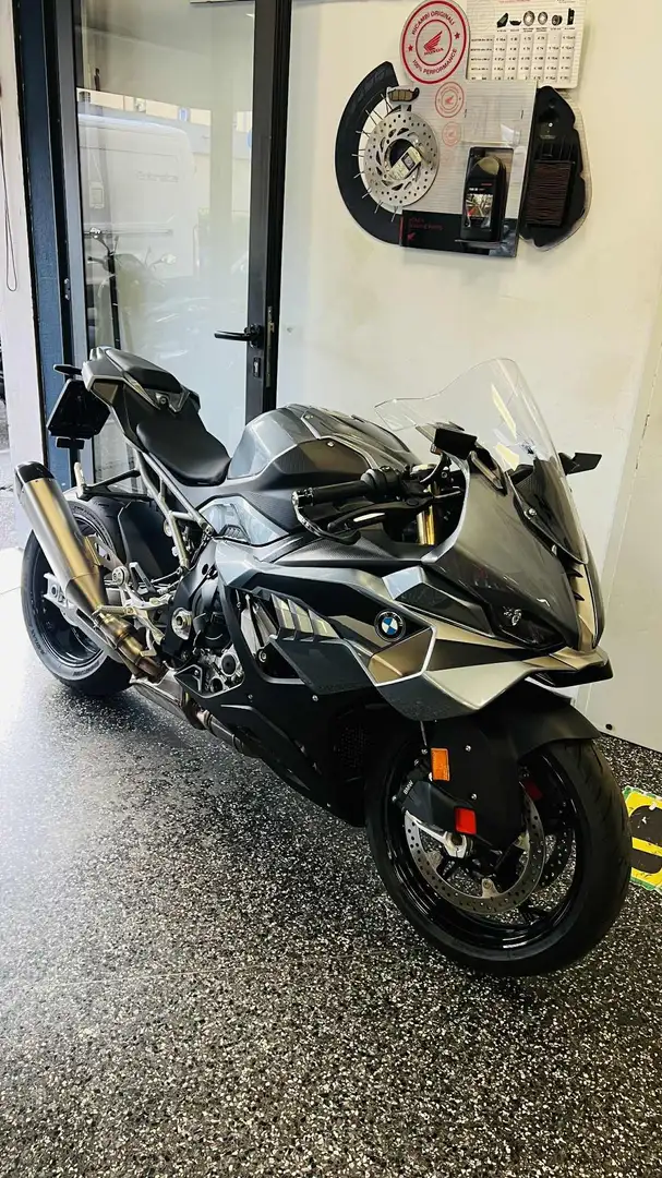 BMW S 1000 RR PACCHETTO DYNAMIC CONFORT AKRA 1200KM!!! Grau - 1