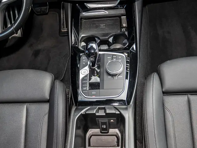 BMW X3 view 9