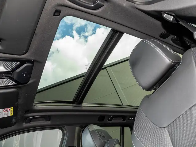 BMW X3 view 17