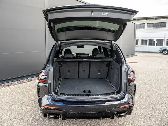 BMW X3 view 21