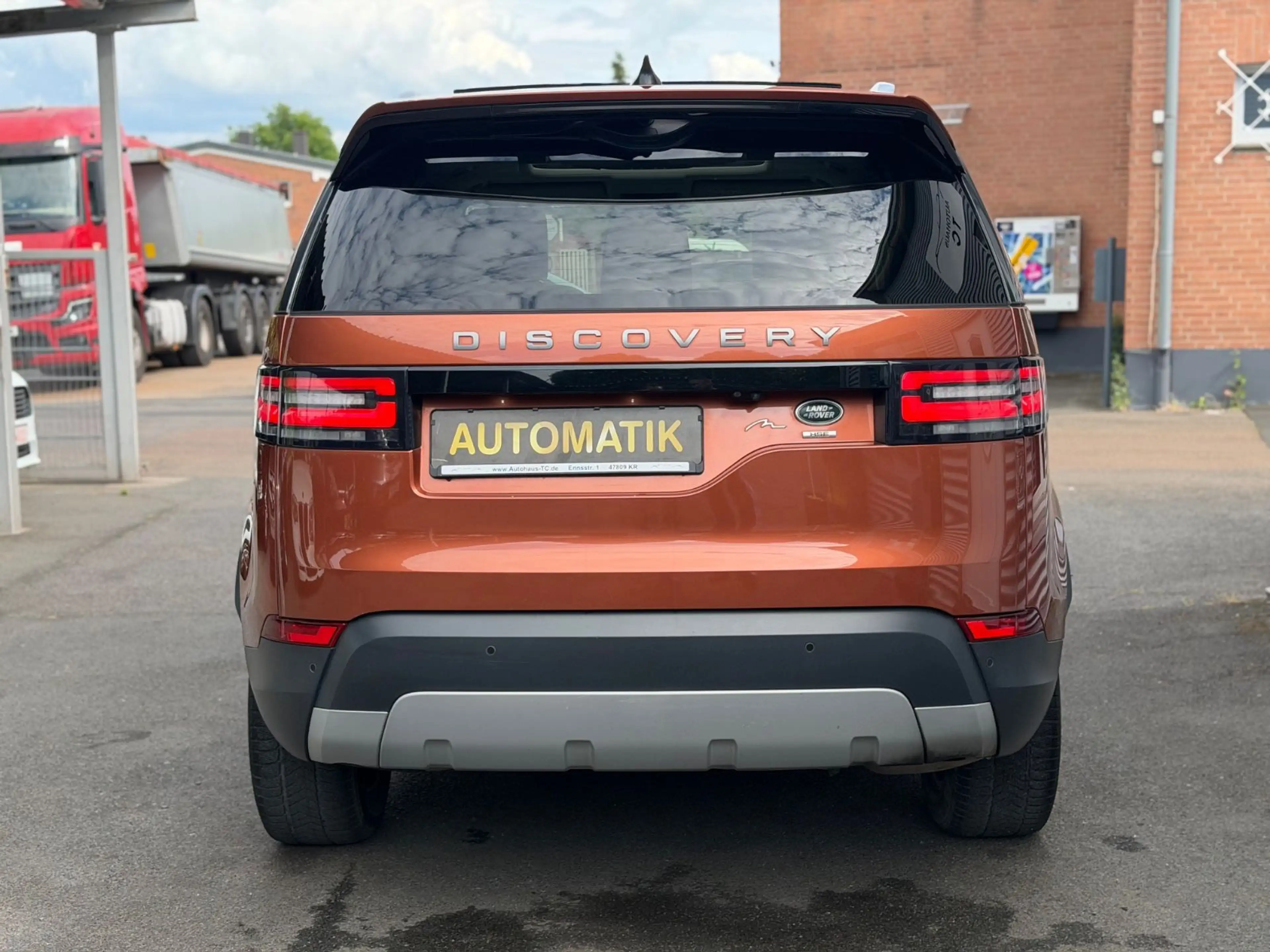 Land Rover Discovery 5 7/SITZER+AUTOMATIK+PANO+LEDER — photo 7