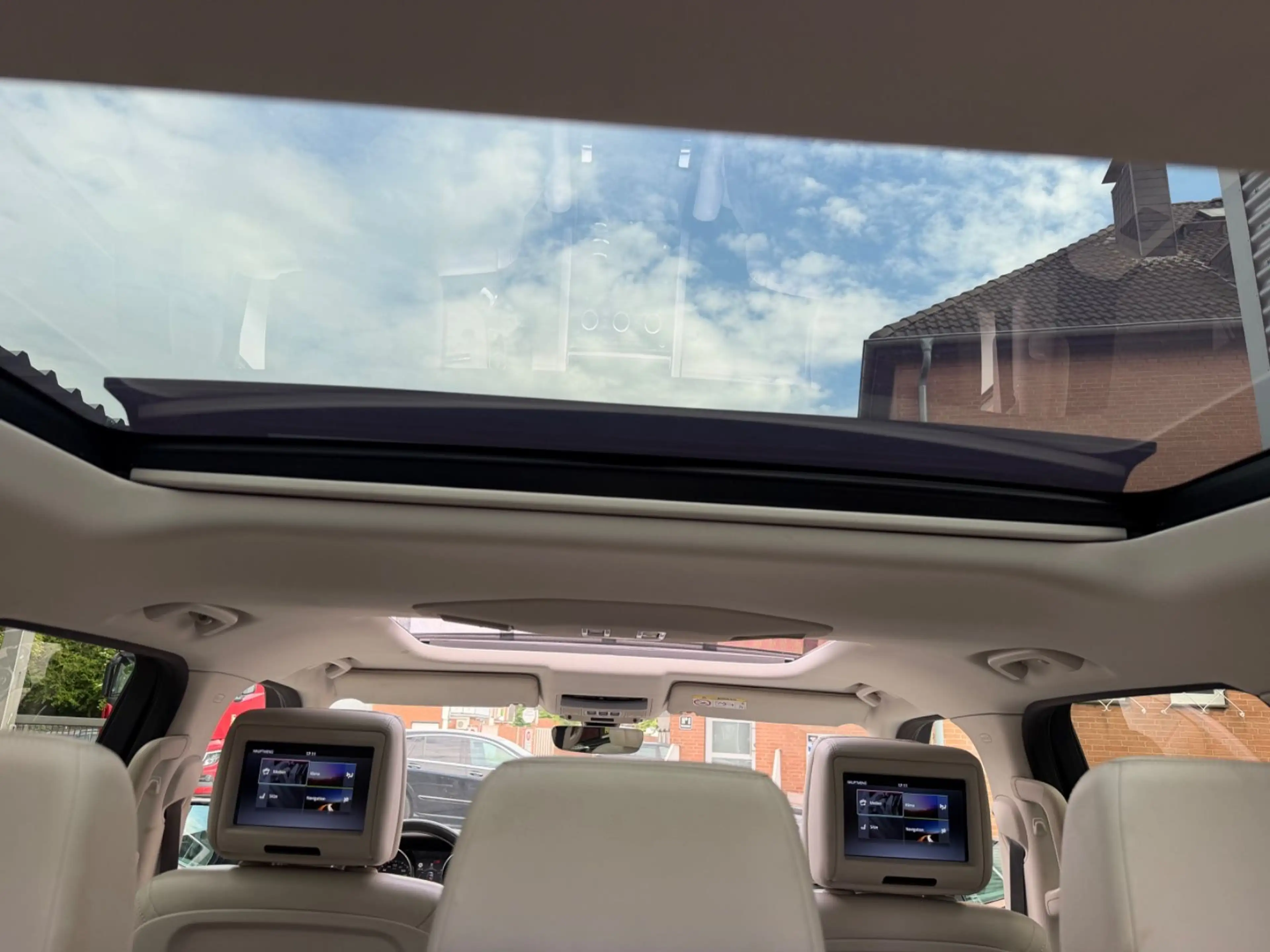 Land Rover Discovery 5 7/SITZER+AUTOMATIK+PANO+LEDER — photo 10
