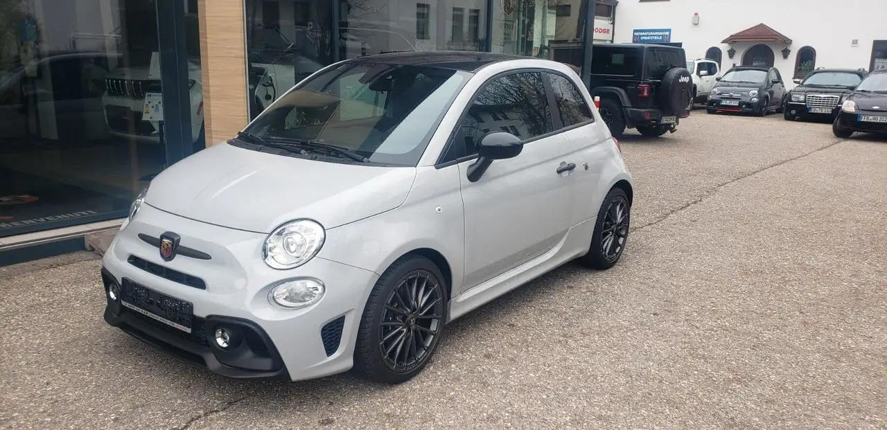 Abarth 695