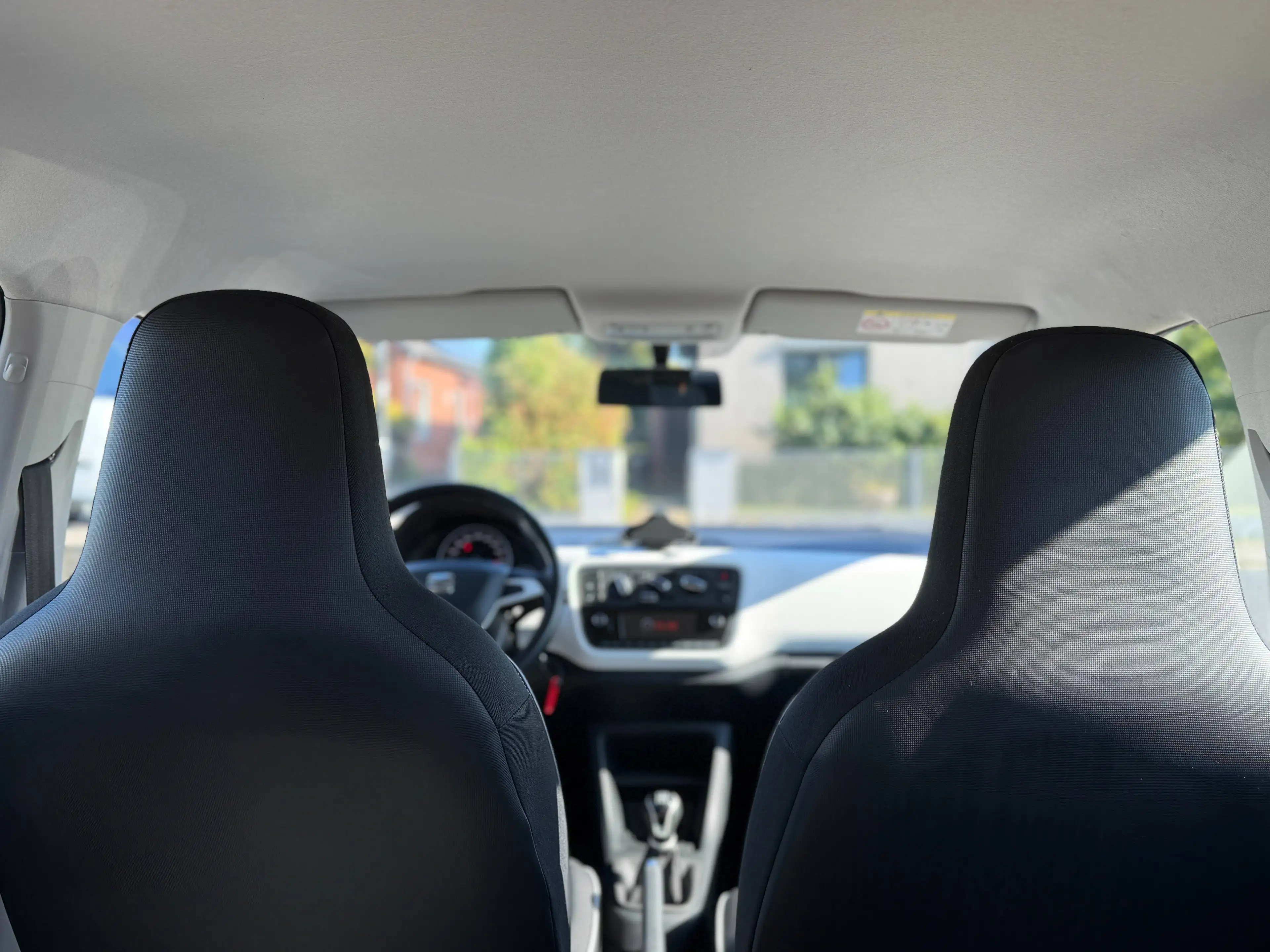 SEAT Mii Chic — photo 14