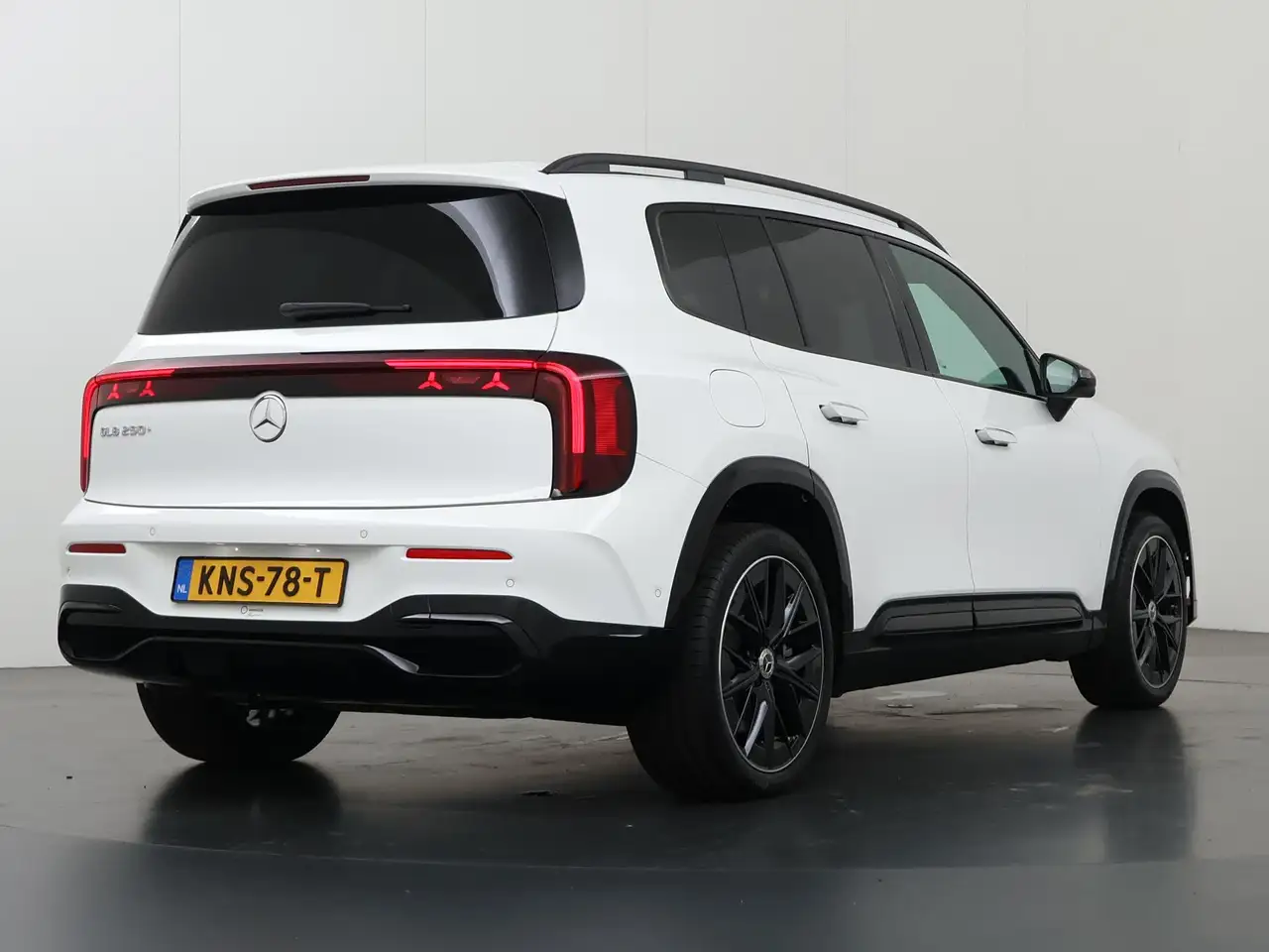 Mercedes-Benz GLB 2026