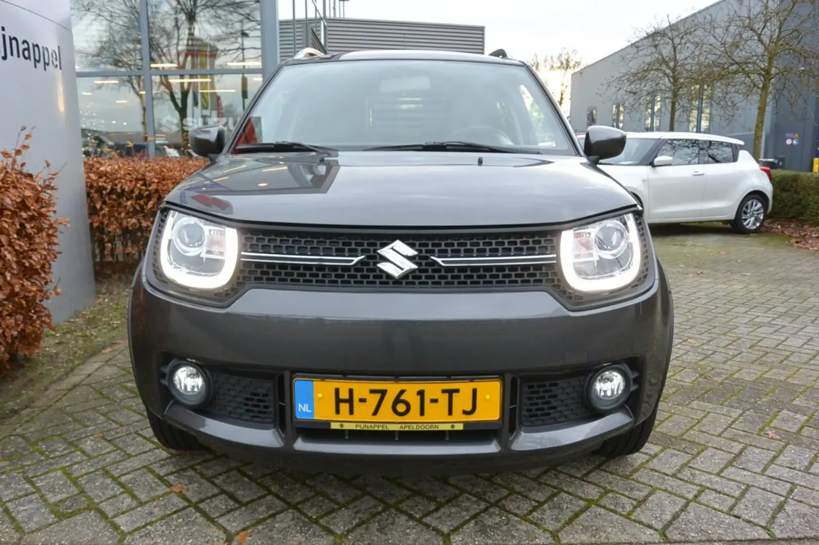 Suzuki Ignis 1.2 Select Smart Hybrid 5-deurs Navigatie / Camera Grijs - 2