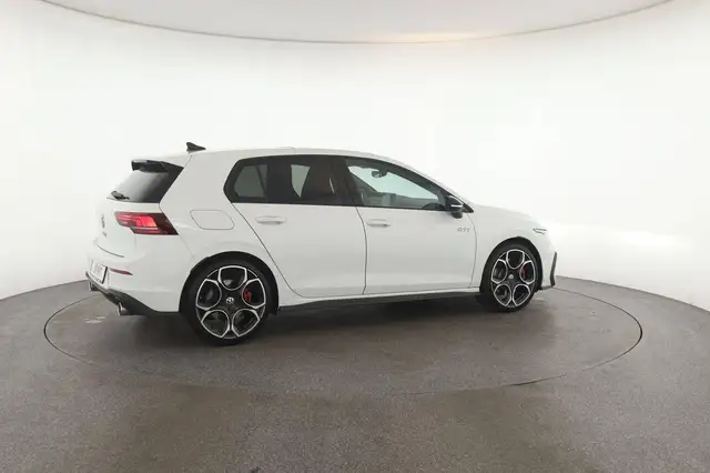 Volkswagen Golf view 10