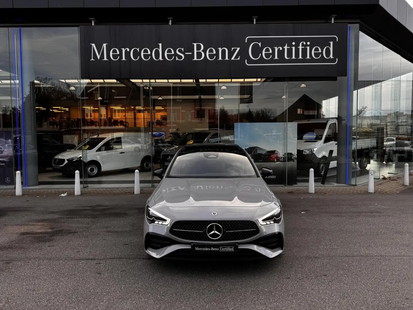 Mercedes-Benz CLA 180 SHOOTING BRAKE Star Edition Gris - 2