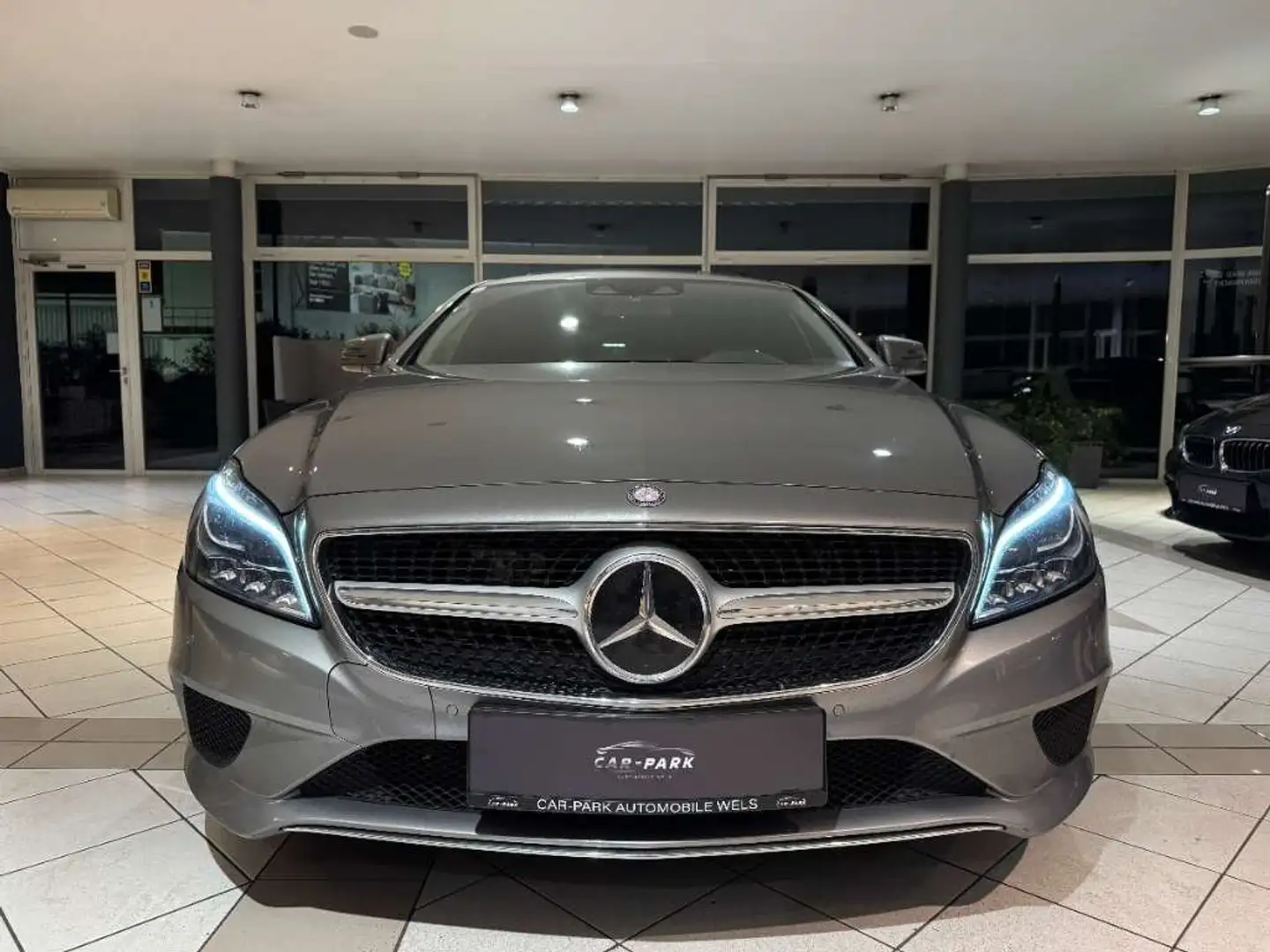 Mercedes-Benz CLS 350 CLS 350 BlueTec / d 4Matic Gris - 2
