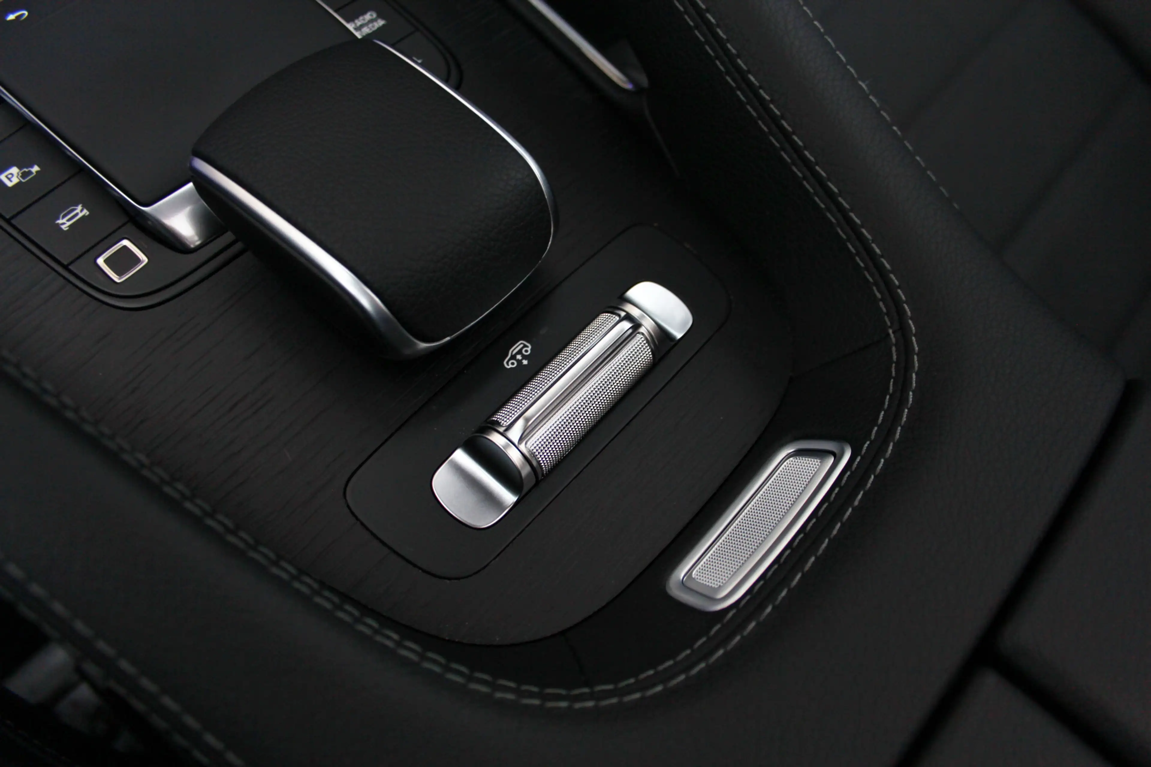 Mercedes-Benz GLS 450 4MATIC AMG Line 7-zits | BTW | Pano | Burmester | — photo 35