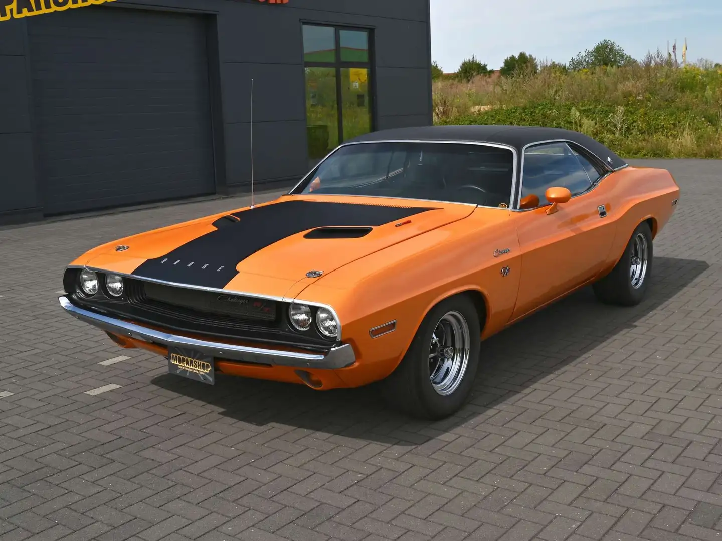 Dodge Challenger R/T SE Orange - 2