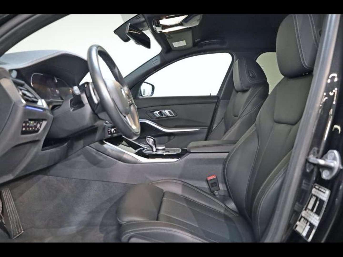 BMW Série 3 318i Luxury Line - 2022 - Joinsteer - #7
