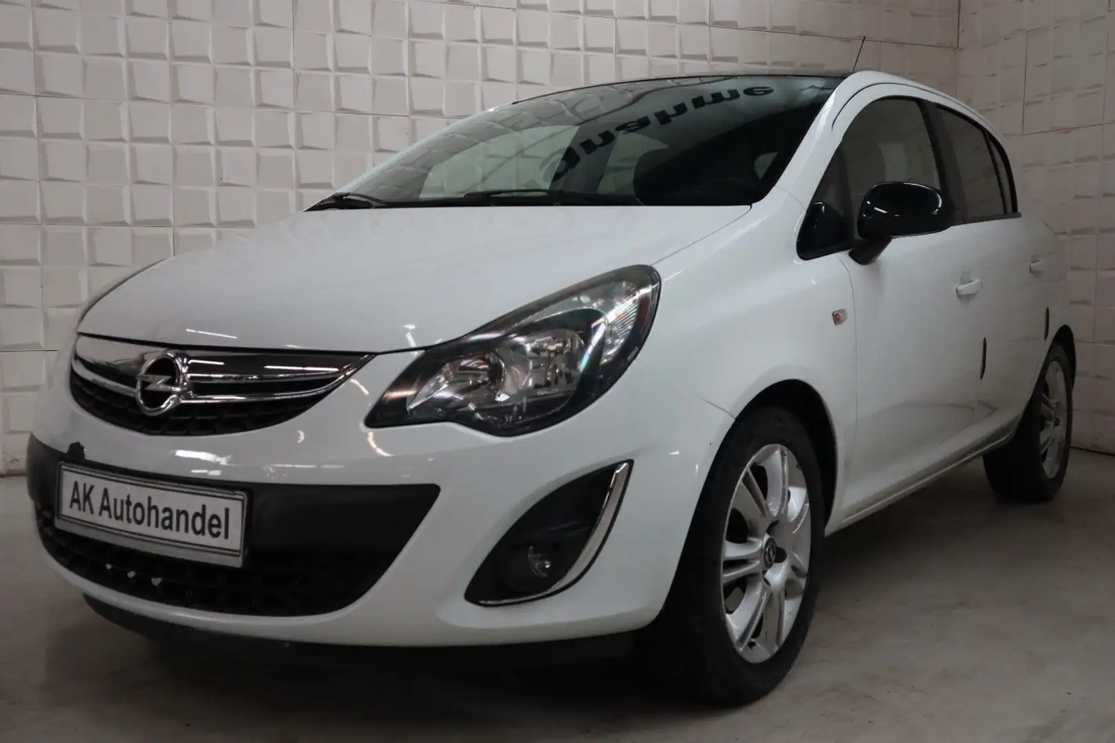 Opel Corsa 1.2 ecoFLEX Active LPG Easytronic.Klima Weiß - 1