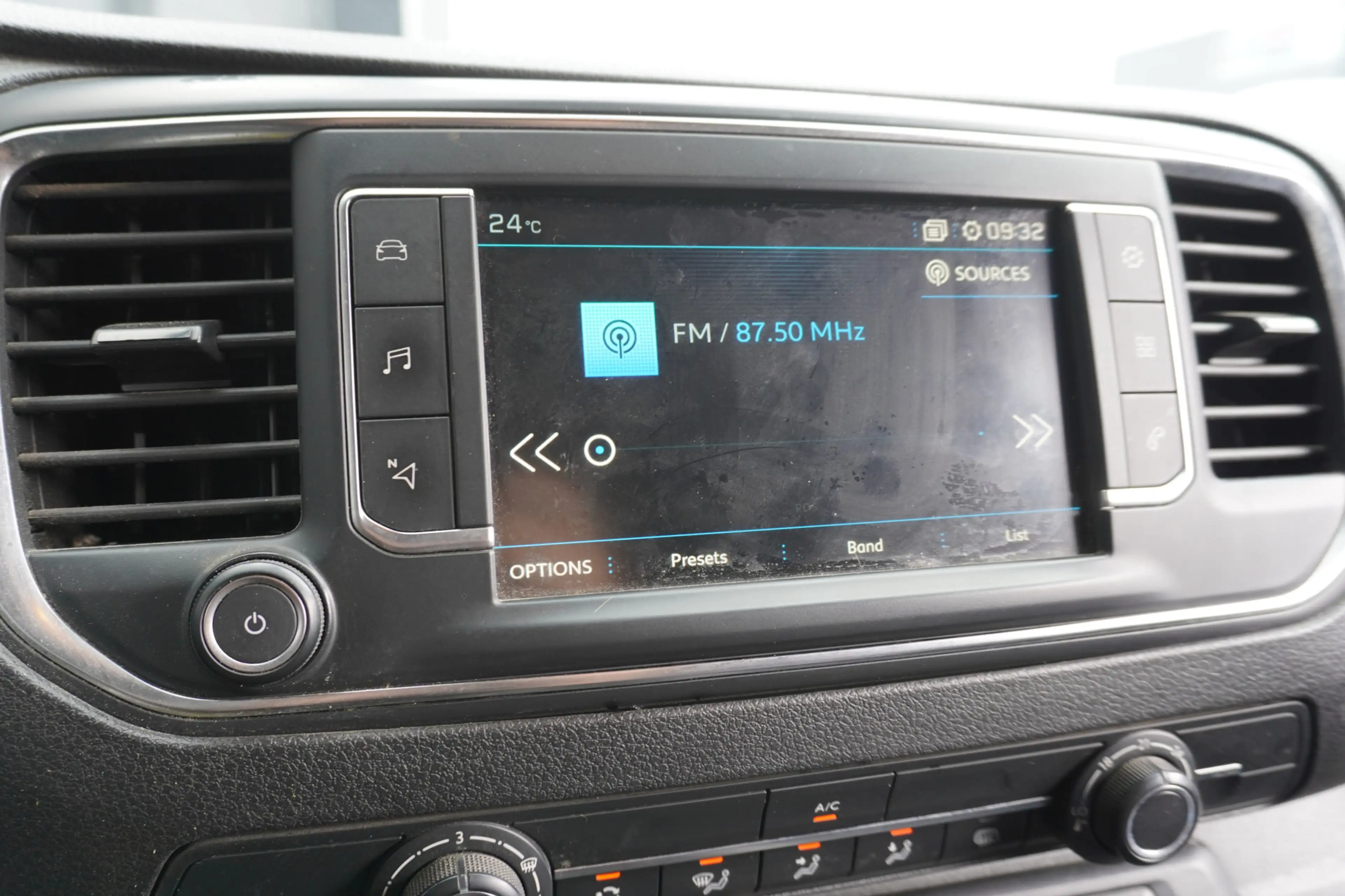 Peugeot Expert 2.0 BlueHDI 122PK L2 EURO 6 - Airco - Navi - Cruis — photo 10