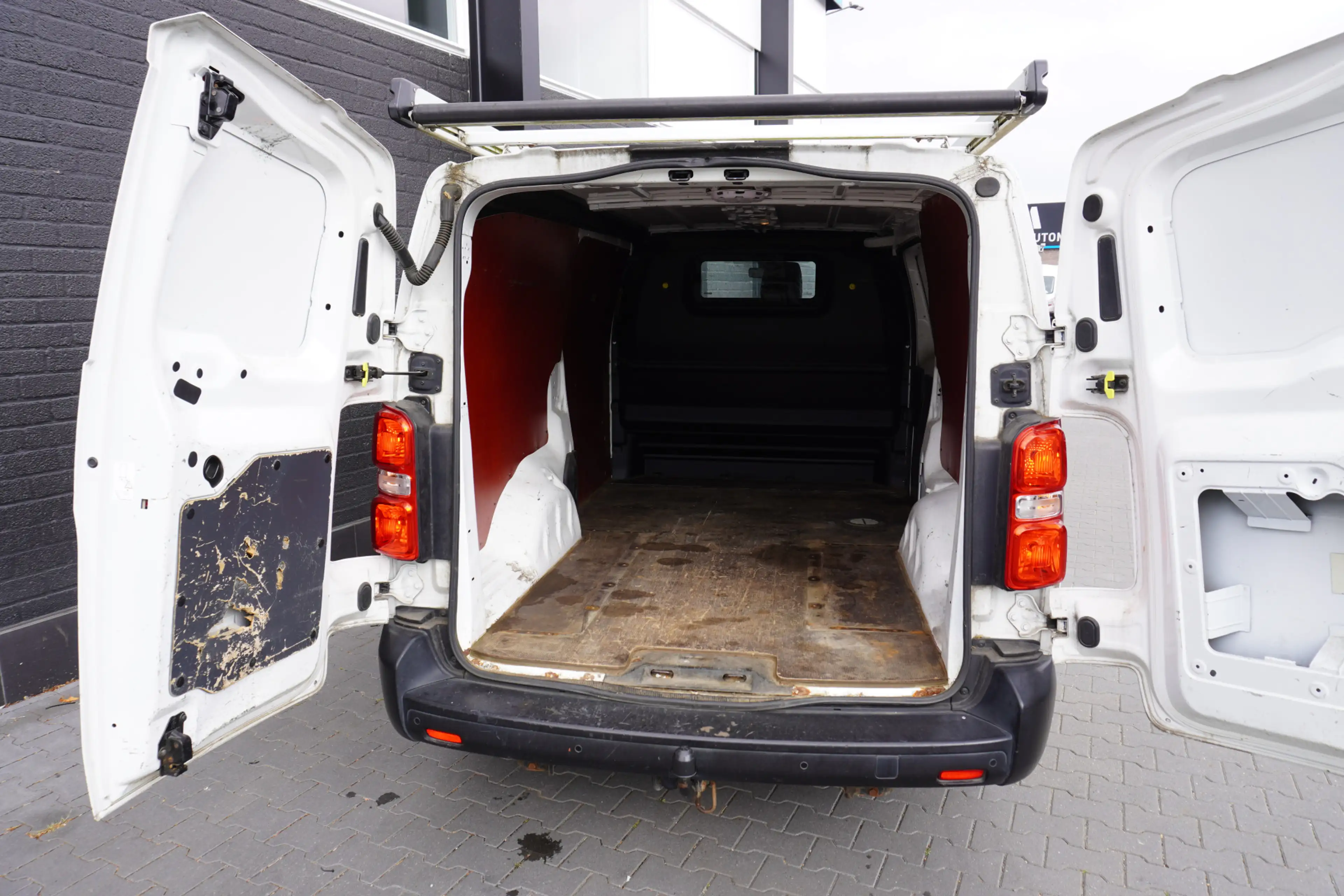 Peugeot Expert 2.0 BlueHDI 122PK L2 EURO 6 - Airco - Navi - Cruis — photo 8