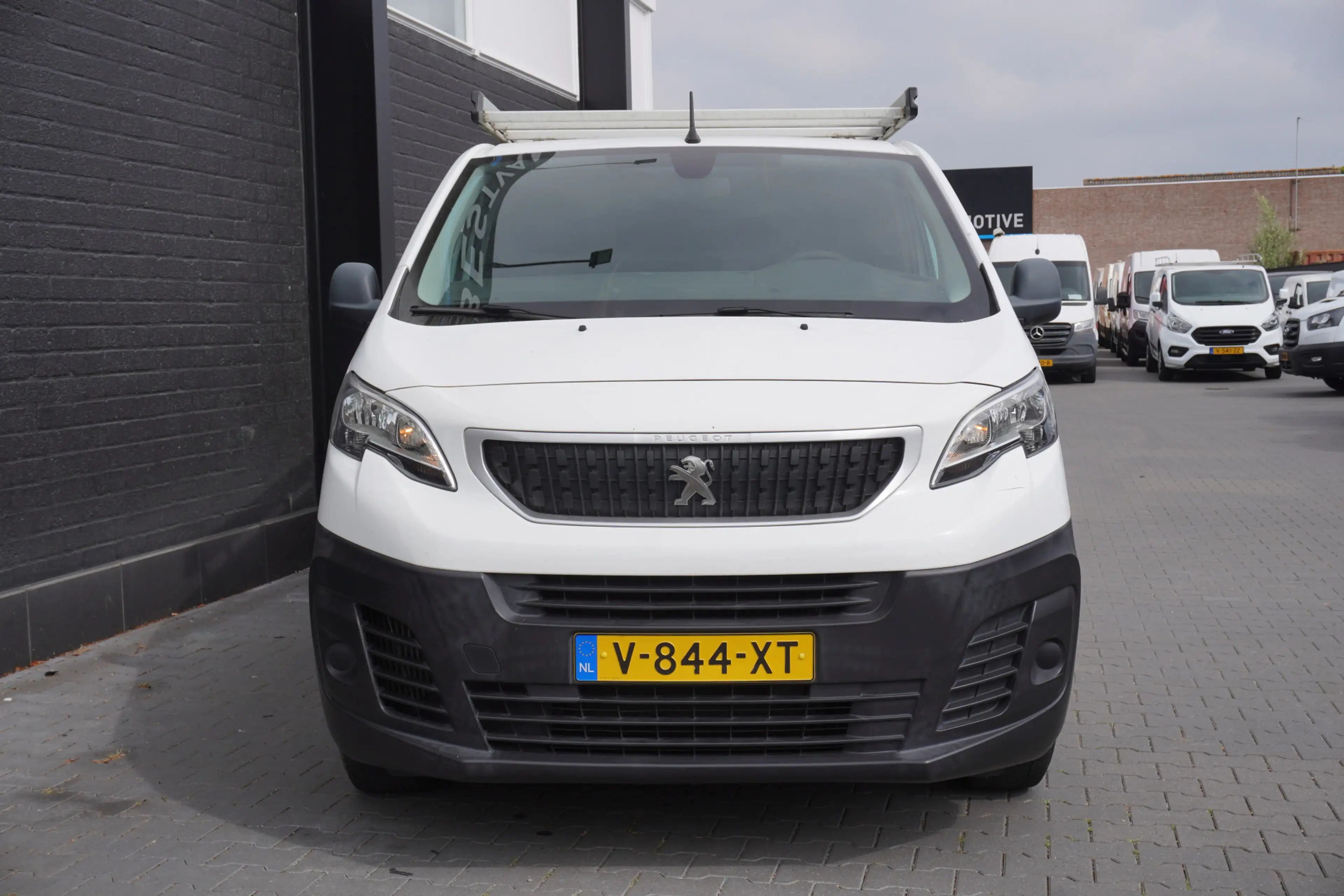 Peugeot Expert 2.0 BlueHDI 122PK L2 EURO 6 - Airco - Navi - Cruis — photo 6