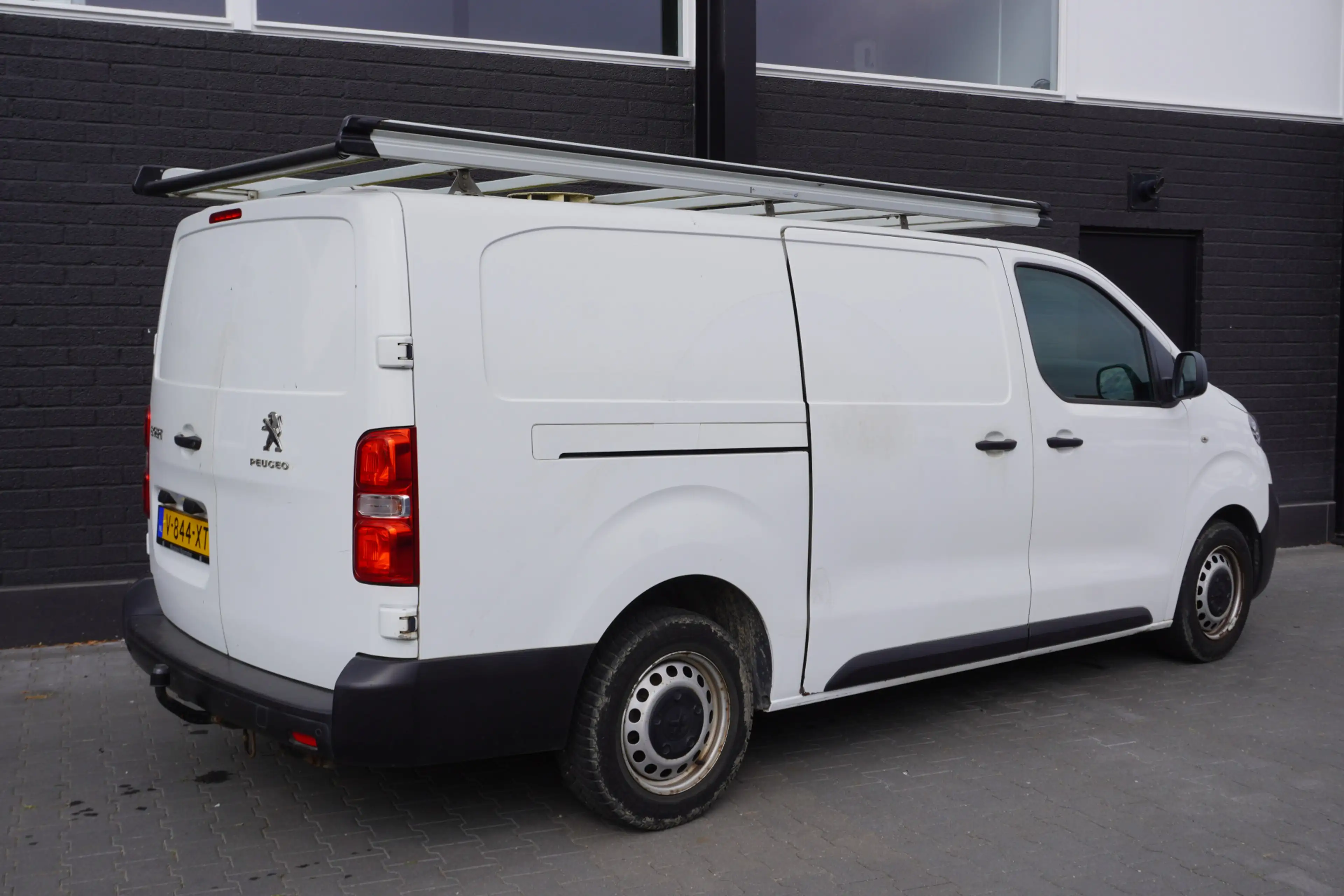 Peugeot Expert 2.0 BlueHDI 122PK L2 EURO 6 - Airco - Navi - Cruis — photo 2