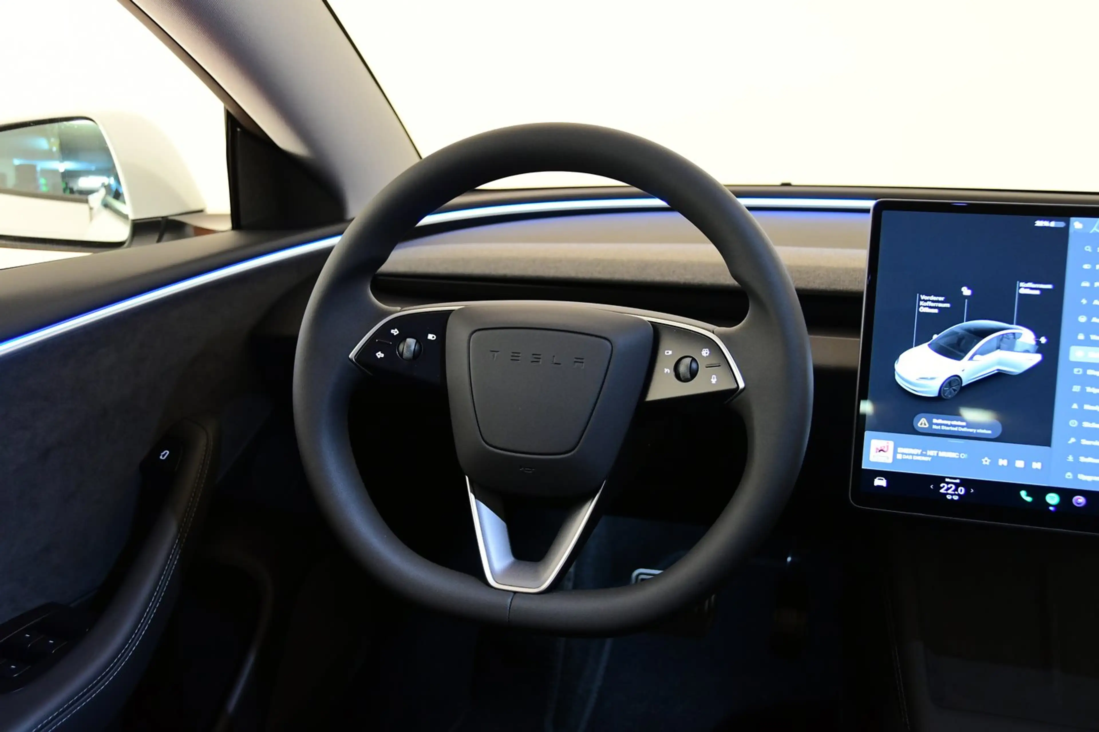 Tesla Model 3 Long Range AWD 75kWh — photo 13