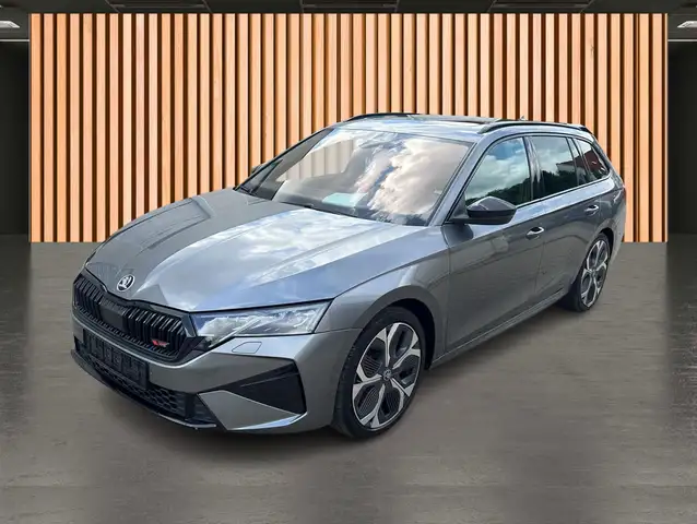 Skoda Octavia view 2