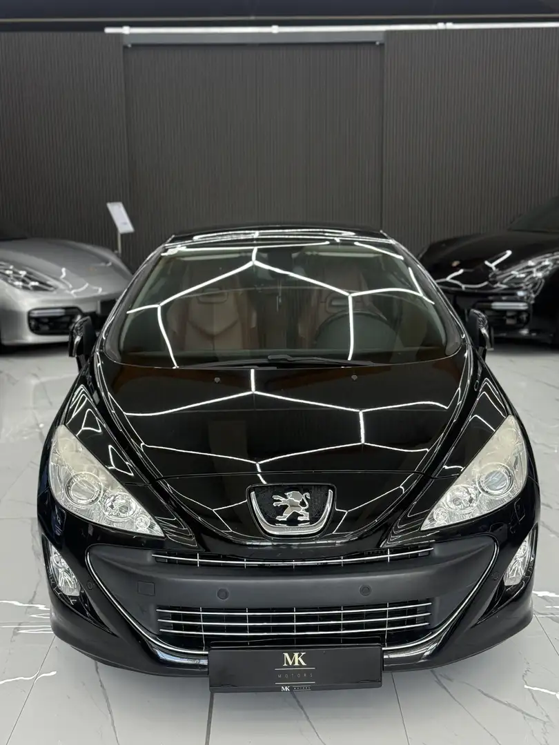 Peugeot 308 ***VERKAUFT***CC Premium 2,0 HDI Aut. Schwarz - 2
